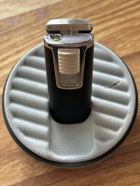 Vintage Colibri Quantum Flameless Lighter